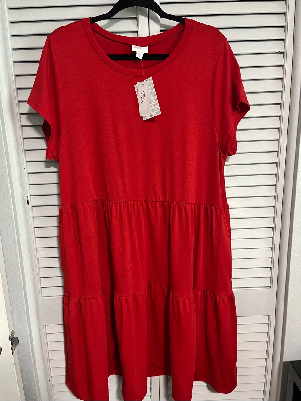 LuLaRoe Bright Red Short Sleeve Tiered Ariel Dress